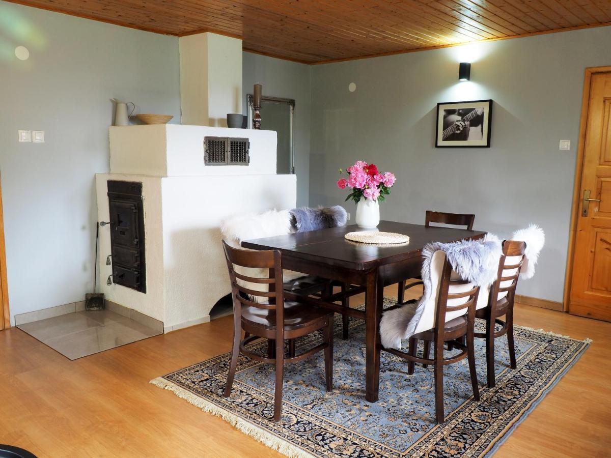 Guest House Sara Latin Bagian luar foto