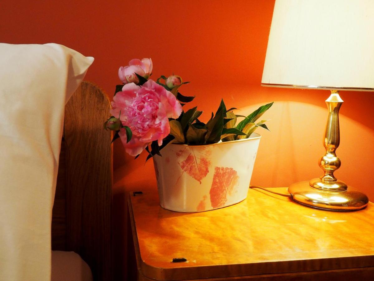 Guest House Sara Latin Bagian luar foto