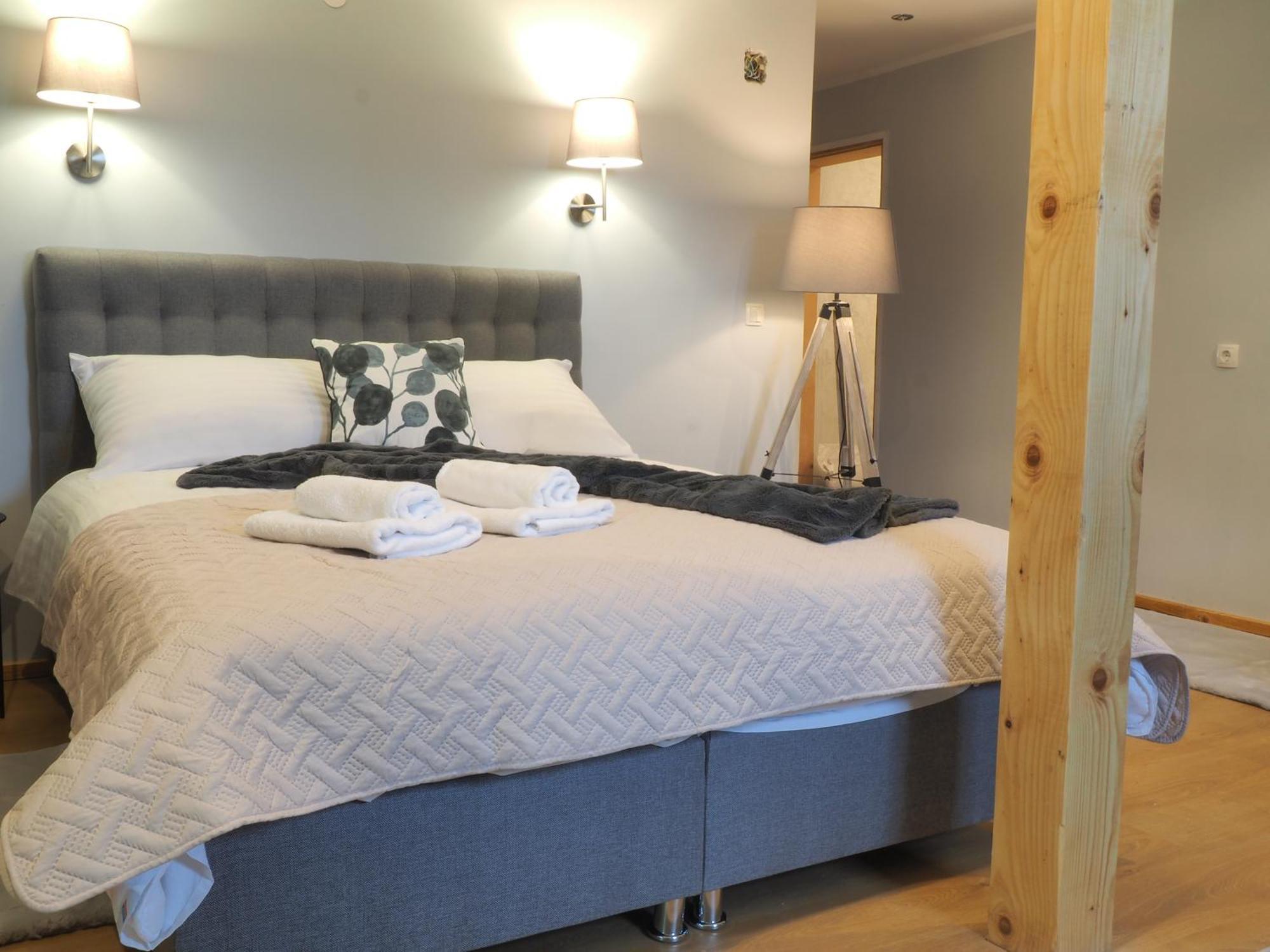 Guest House Sara Latin Bagian luar foto